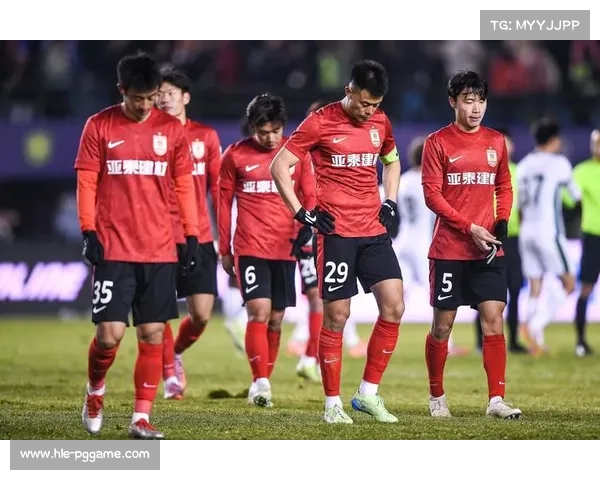 长春亚泰0-4不敌北京国安,提前一轮降入中甲 长春亚泰0-4不敌北京国安,提前一轮降入中甲